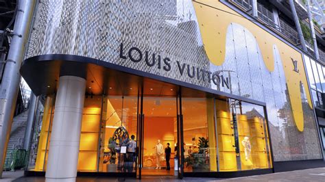 louis vuitton stores in mumbai